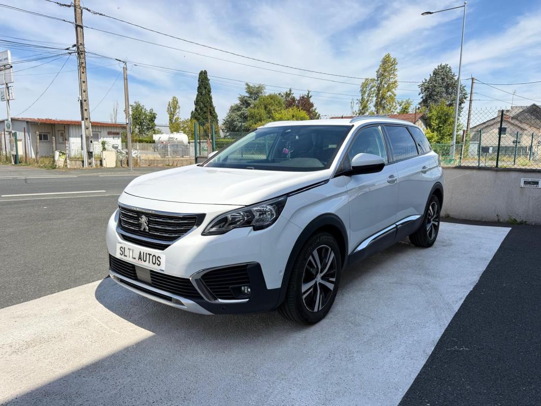 Peugeot 5008 - 1.5 HDI 130 CH 7 PLACES GARANTIE 6 MOIS / REPRISE POSSIBLE