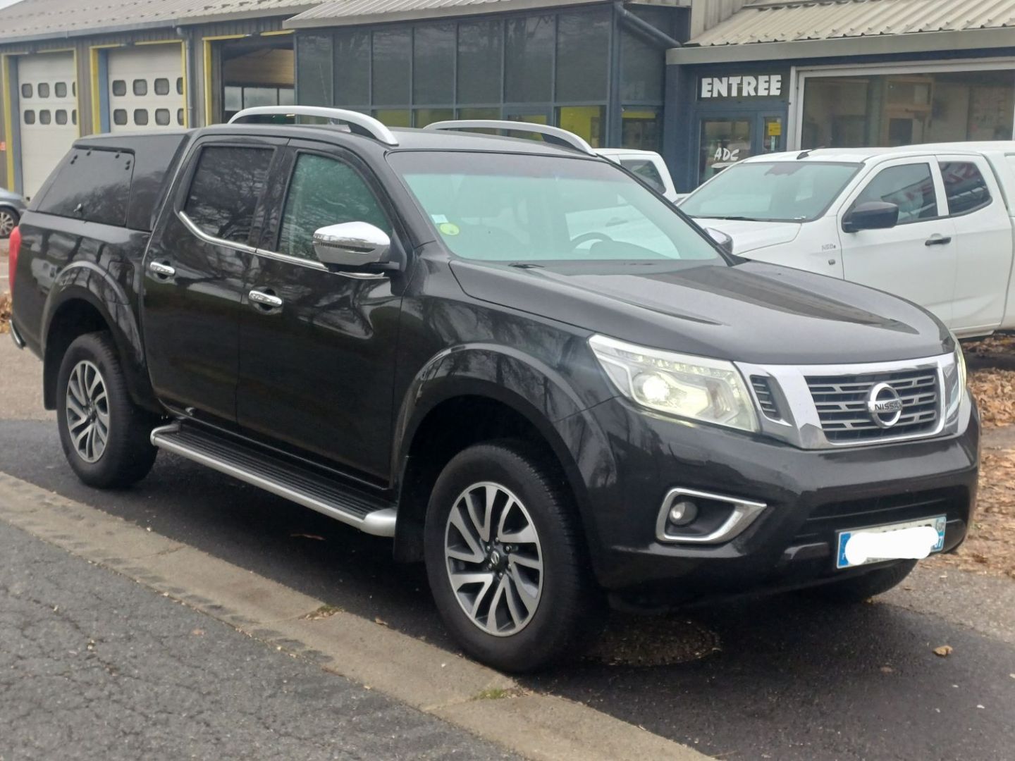 NISSAN NP300 NAVARA - 2.3 DCI 190 DOUBLE CAB BVA7 TEKNA (2017)