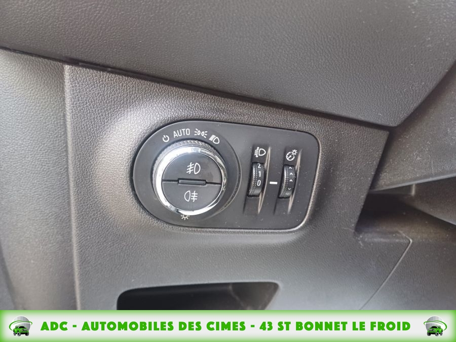 OPEL CORSA V - 3P 1.4 TURBO 100 COLOR EDITION