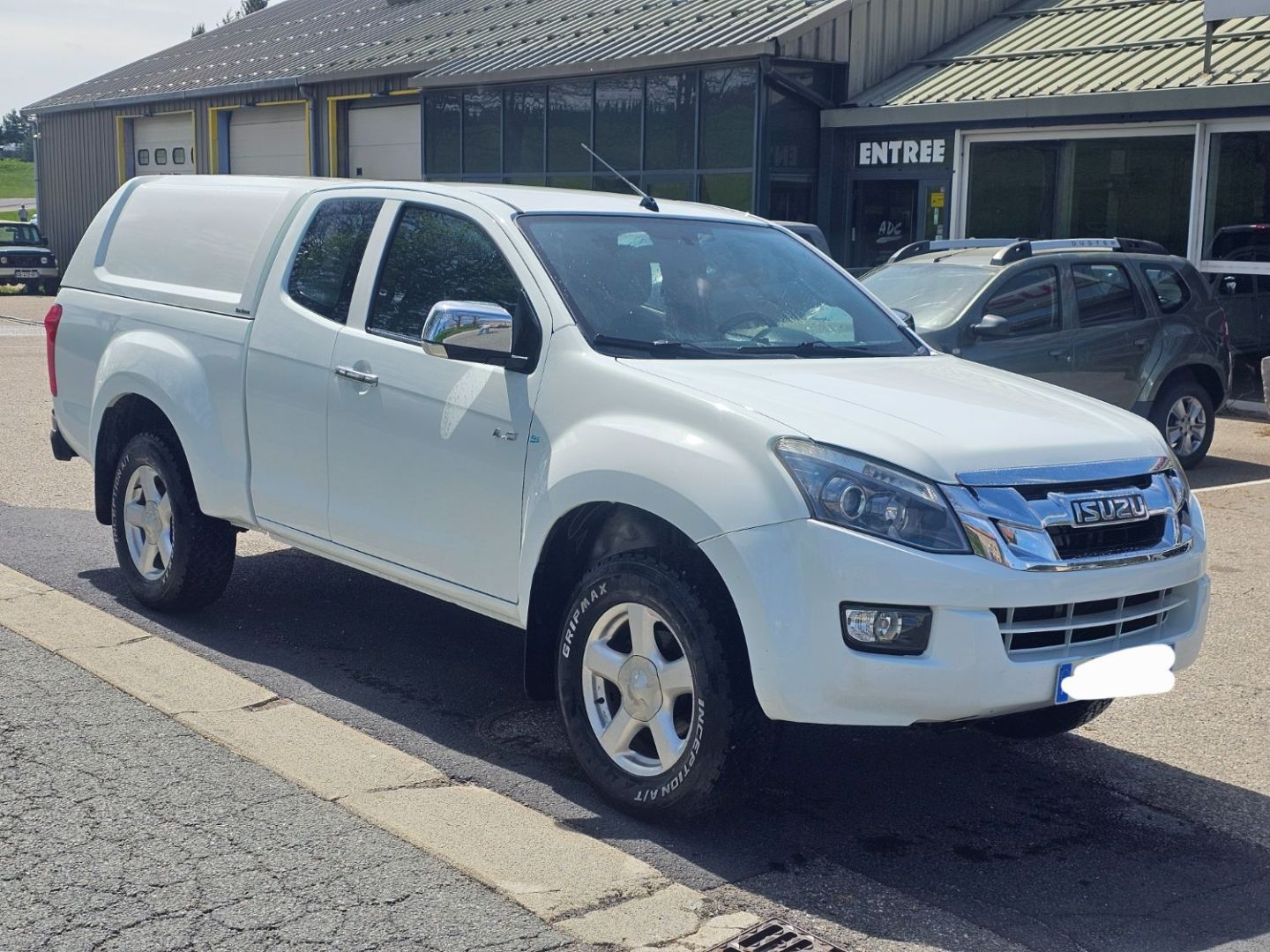 ISUZU D-MAX - II SPACE CAB 2.5TDI 163CH SOLAR BV6 M/T (2015)