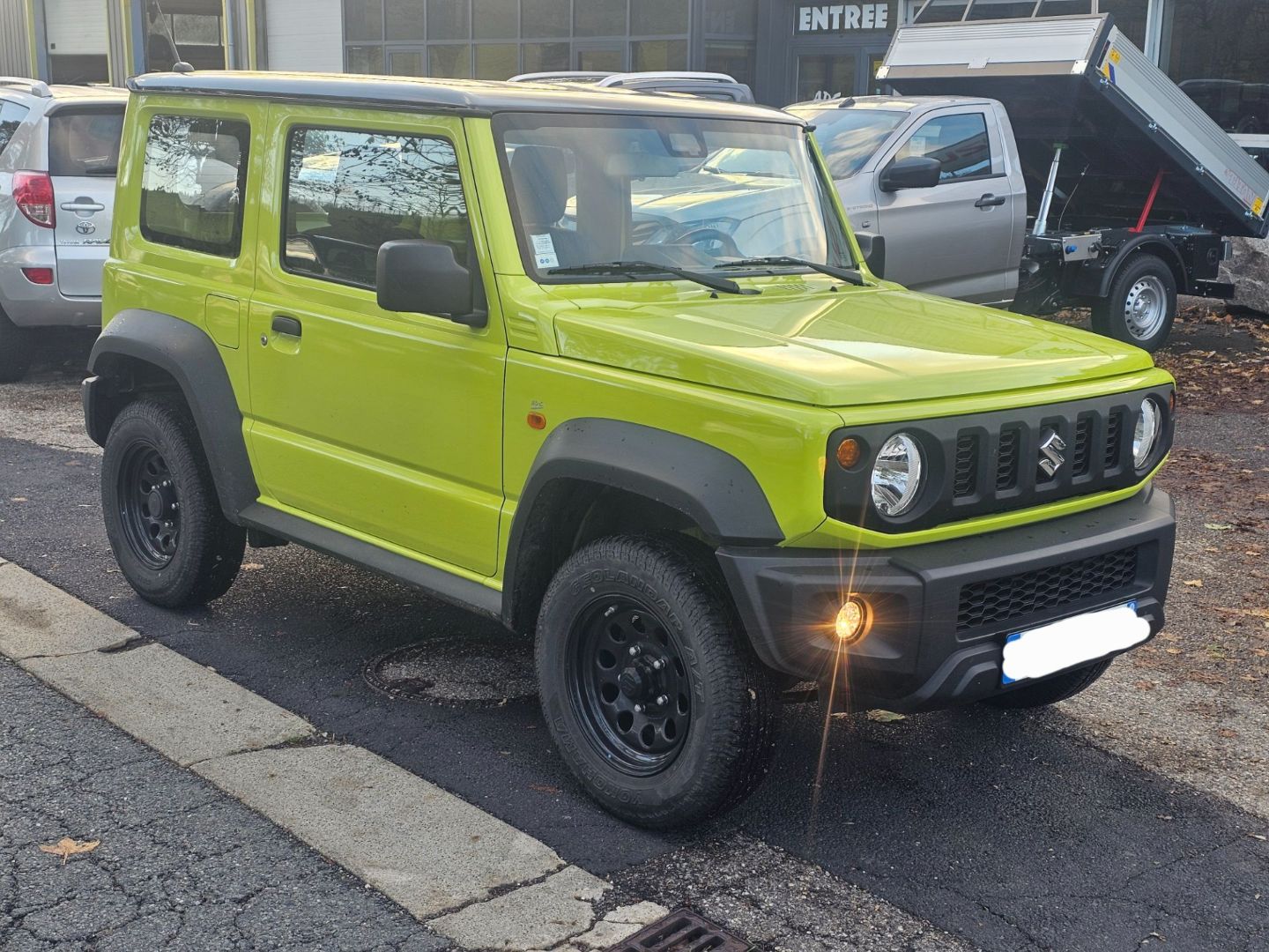 SUZUKI JIMNY - 1.5 VVT PRIVILEGE 2PL