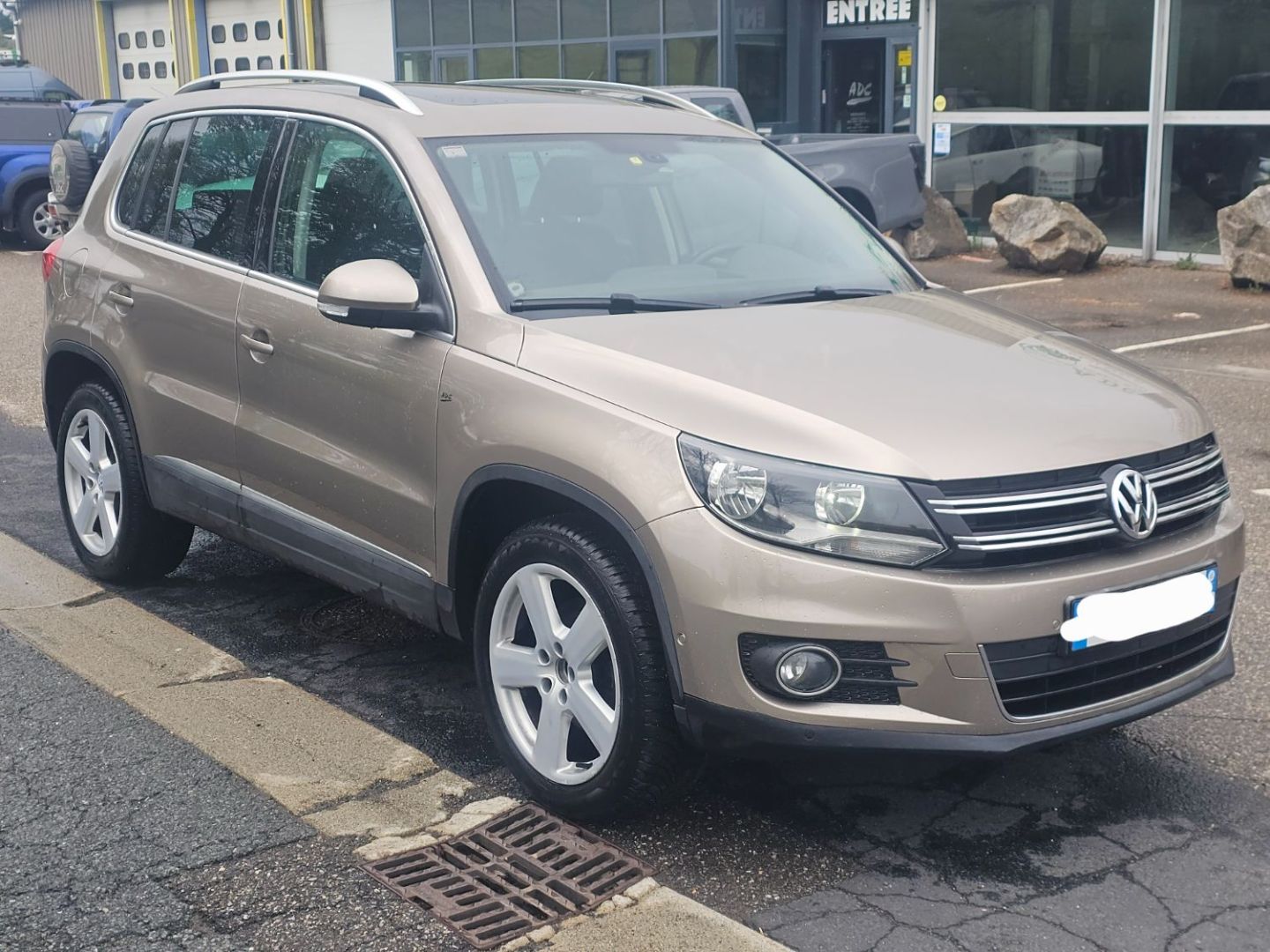VOLKSWAGEN TIGUAN - (2) 2.0 TSI 210 SPORTLINE 4MOTION DSG7 4X4