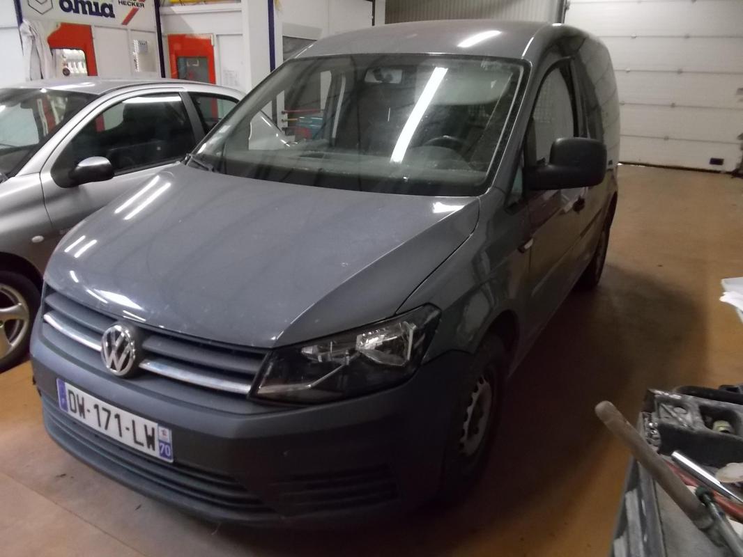 VOLKSWAGEN CADDY -  (2015)