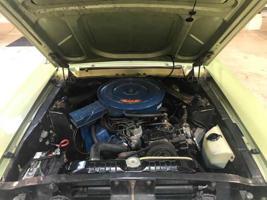 FORD MUSTANG - COUPE V8 TOIT VINYL 19457 Miles d'origine