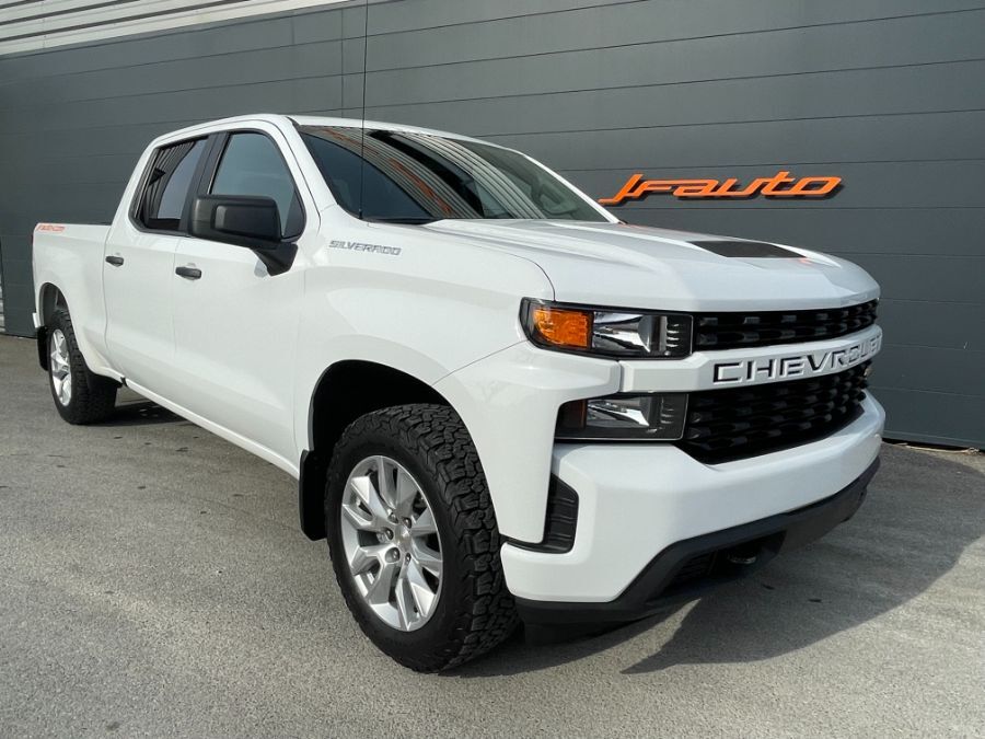 CHEVROLET SILVERADO - DOUBLE CAB 5.3 L CUSTOM V8