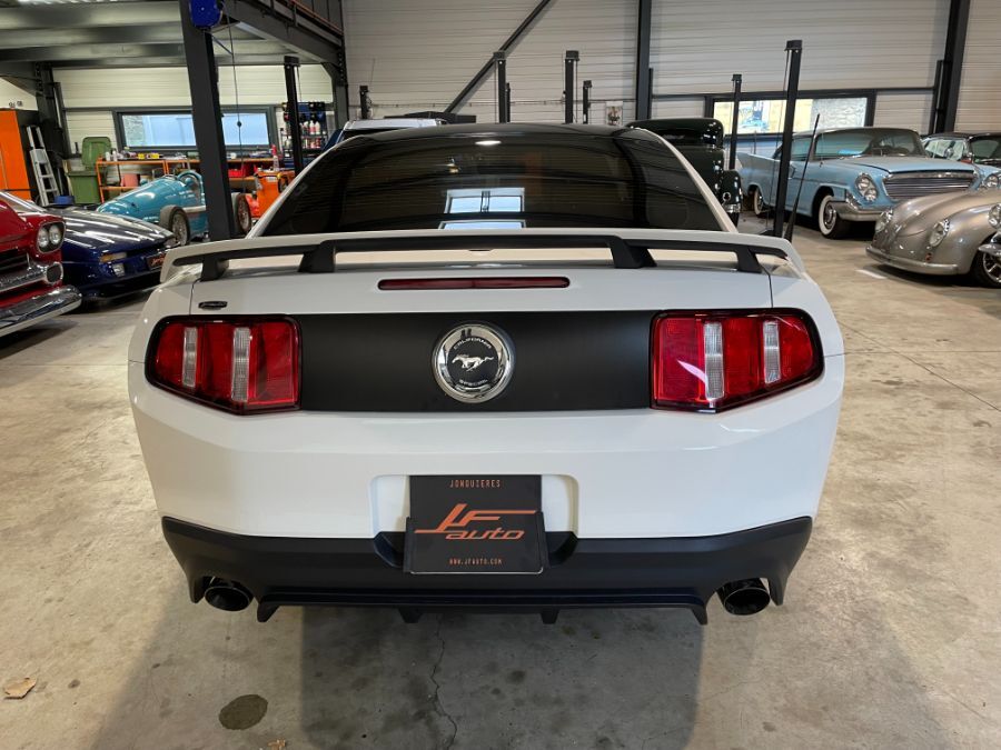 FORD MUSTANG COUPE V8 C/S 5.0 L - 5.0 L V8 CALIFORNIA SPECIAL