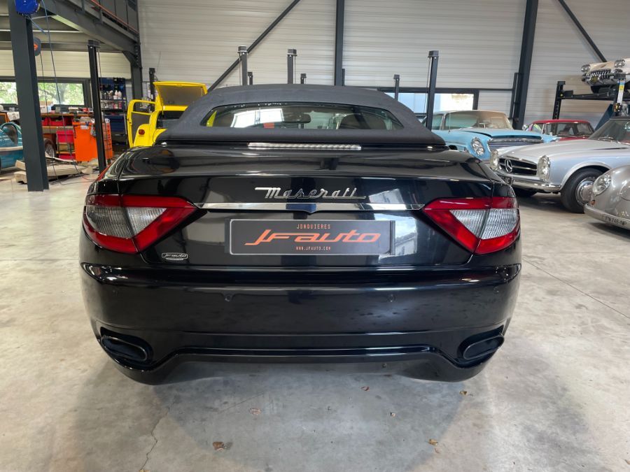 MASERATI GRANCABRIO - SPORT (459ch)