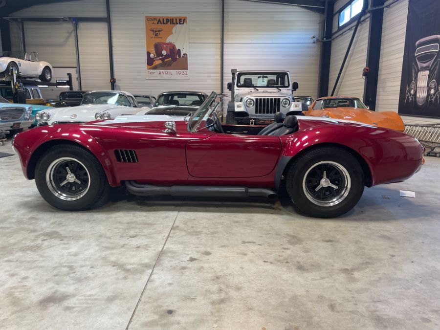 AC COBRA REPLICA - COBRA REPLICA CLASSIC ROADSTERS