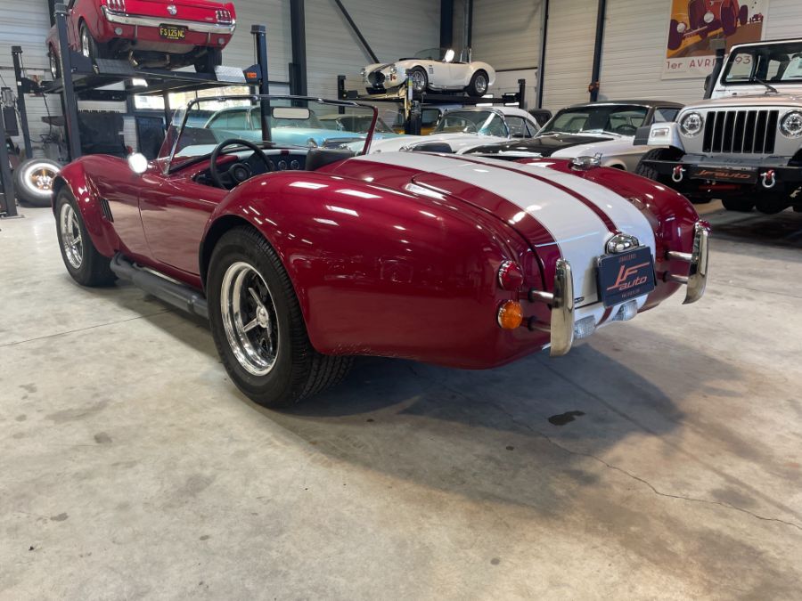 AC COBRA REPLICA - COBRA REPLICA CLASSIC ROADSTERS