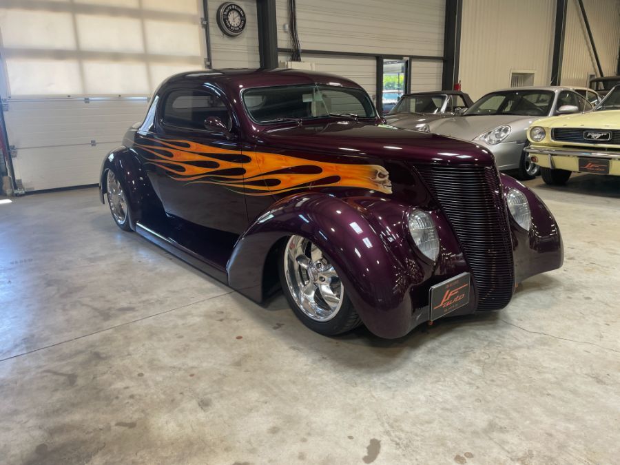 FORD COUPE - V8-78