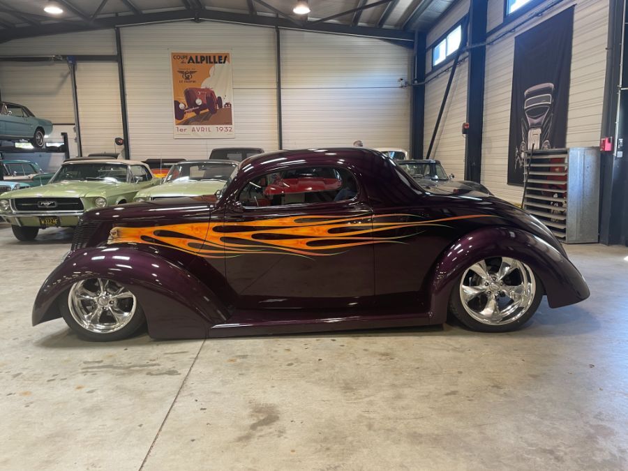 FORD COUPE - V8-78