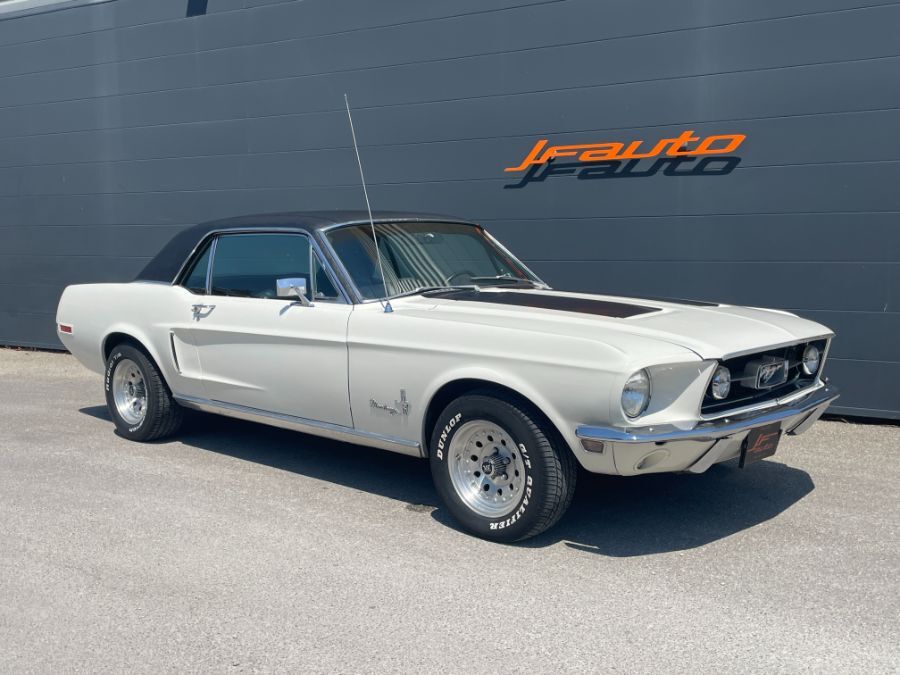 FORD MUSTANG 68 TOIT VINYL - COUPE V8 302 CI TOIT VINYL CODE (1968)