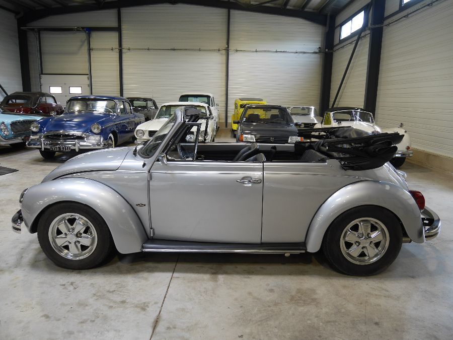 VOLKSWAGEN COCCINELLE - CABRIOLET 1303