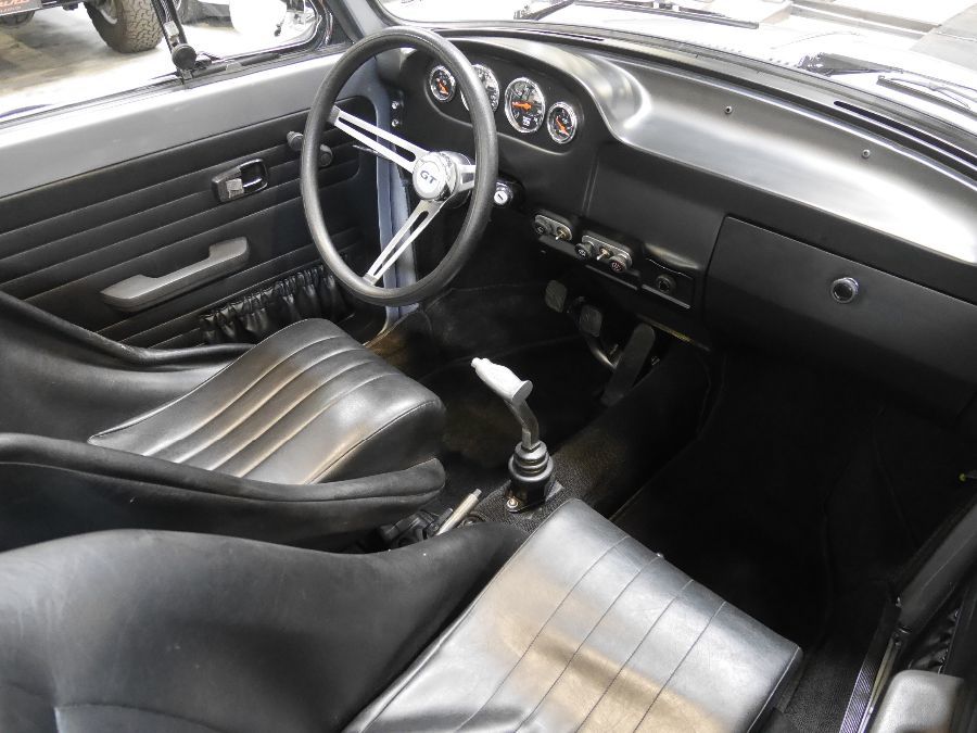 VOLKSWAGEN COCCINELLE - CABRIOLET 1303