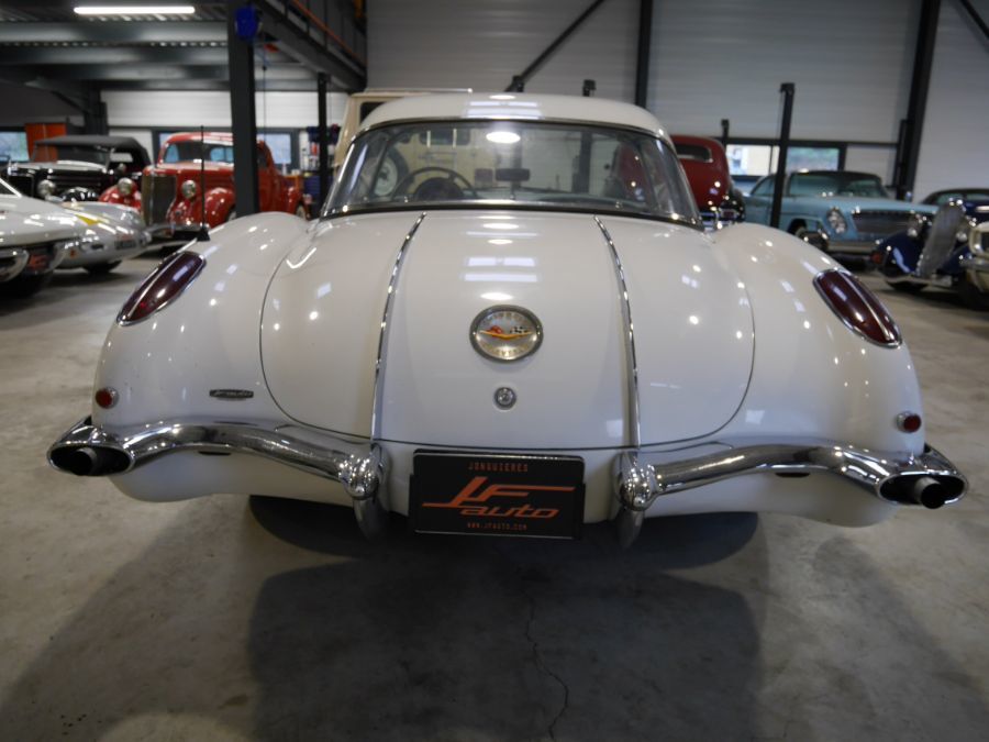 CHEVROLET CORVETTE - C1