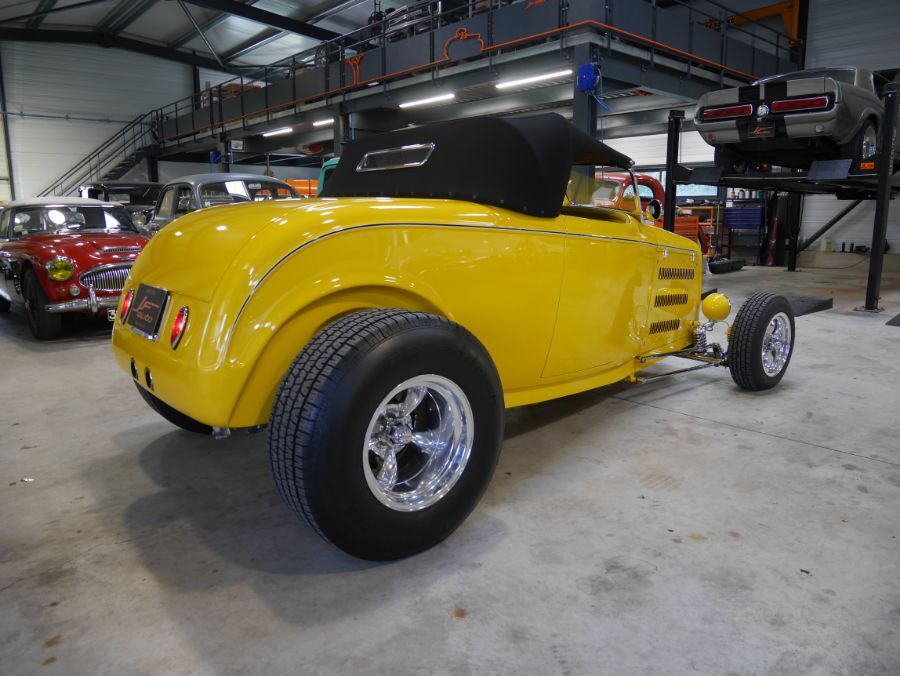 FORD 32 ROADSTER REPLICA - V8 18