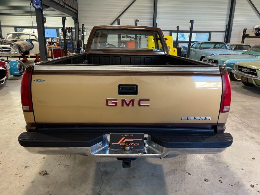 GMC SIERRA - 5.7 V8 350 ci