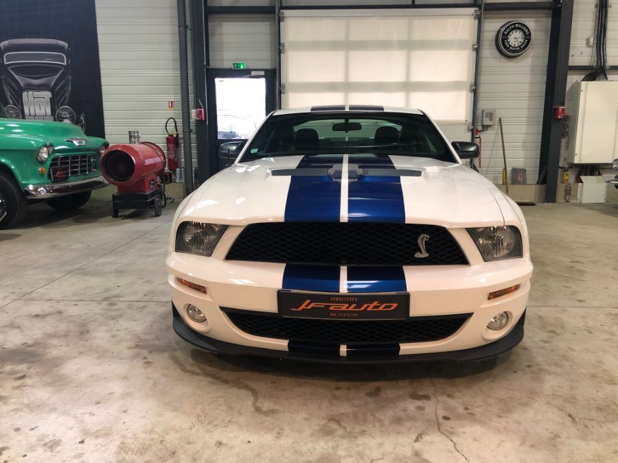 FORD SHELBY GT 500 - 5.4 V8 SHELBY GT 500