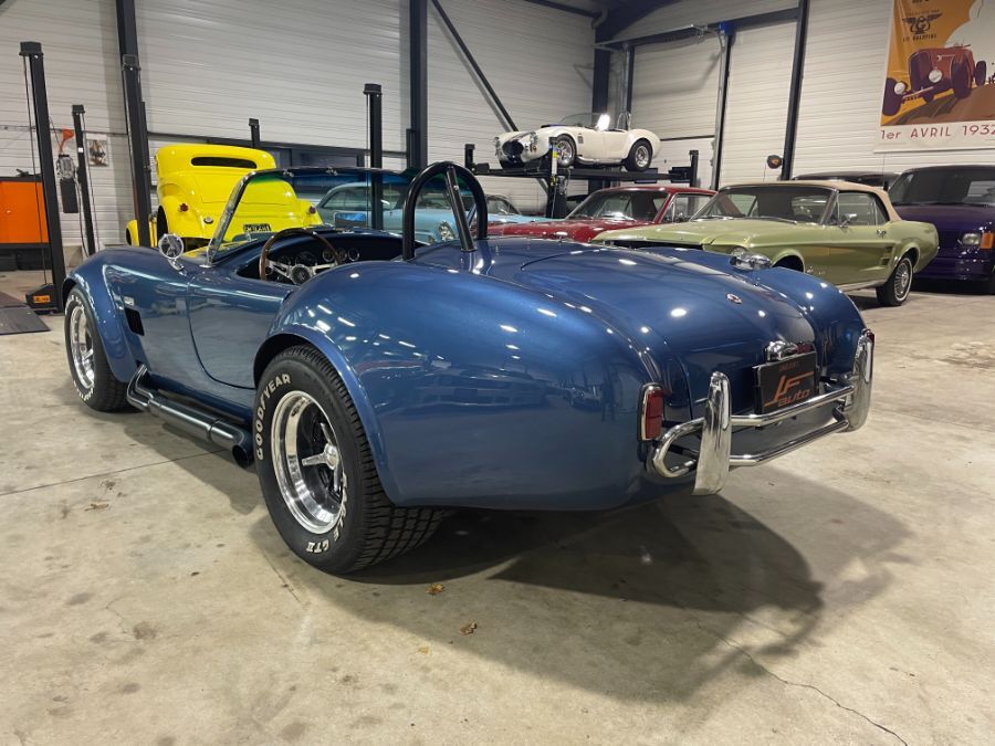 AC COBRA CONTEMPORARY CLASSIC - 427 AC COBRA REPLICA