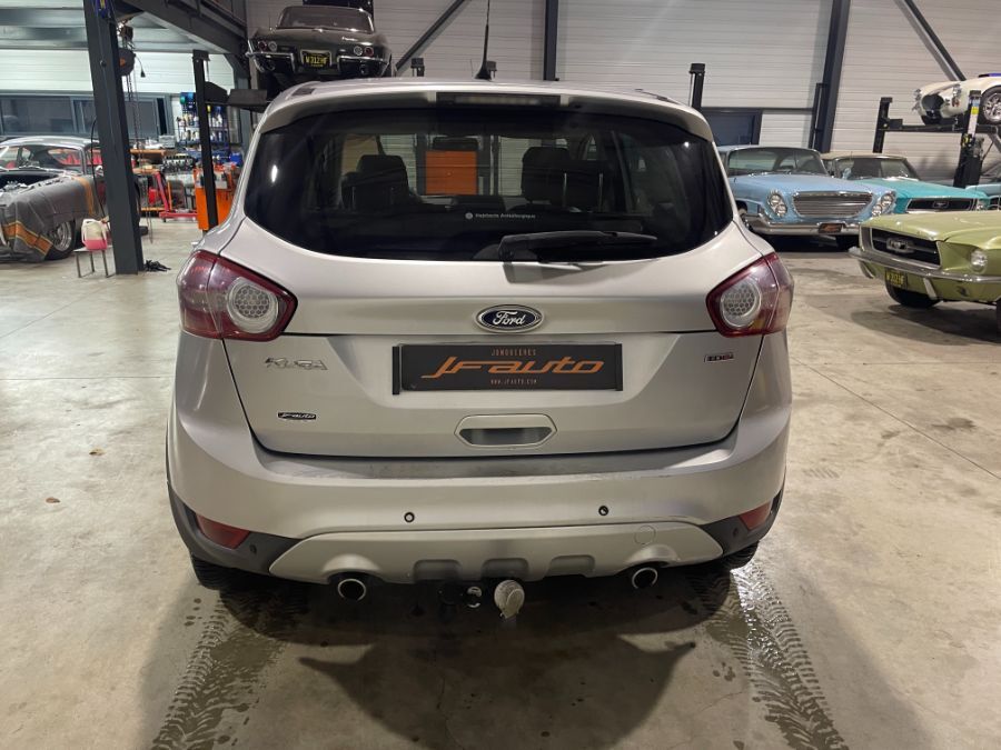 FORD KUGA - 2.0 TDCi 140 ch TITANIUM
