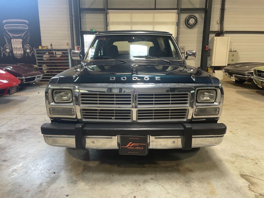 DODGE RAM CHARGER - D150 5.2 V8