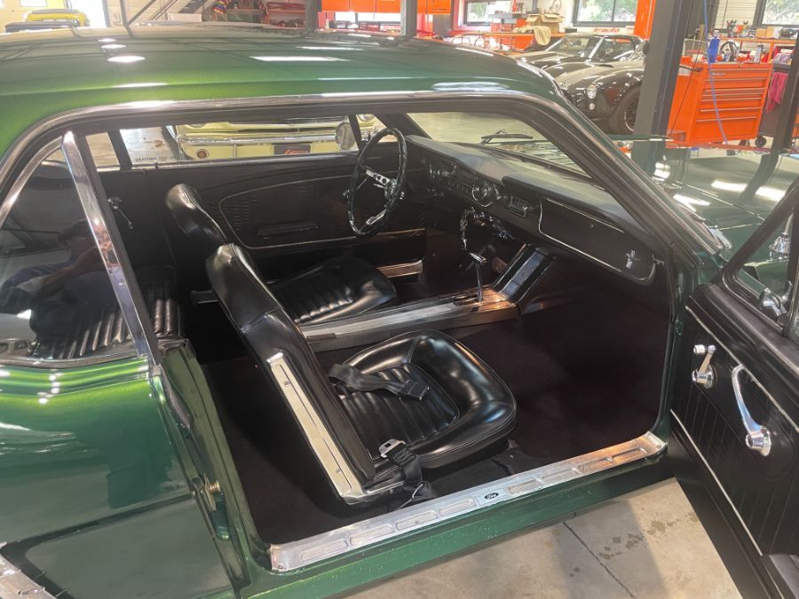 FORD MUSTANG - COUPE 289 V8