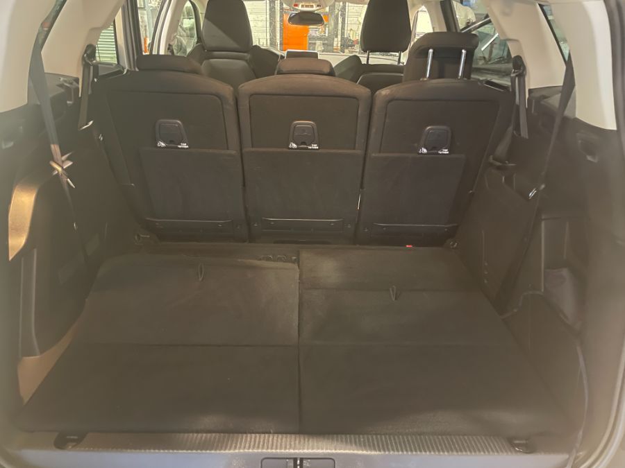 PEUGEOT 5008 7 places - 1.2 e THP 130 ch ALLURE