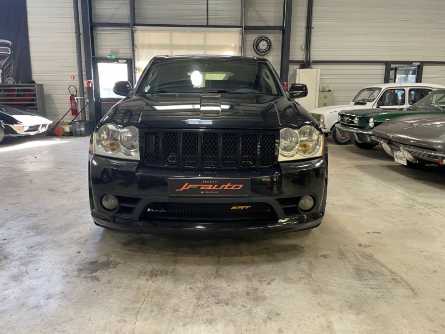 JEEP GRAND CHEROKEE - 6.1L SRT8 425cv 4X4 OU SUV 5P BVA