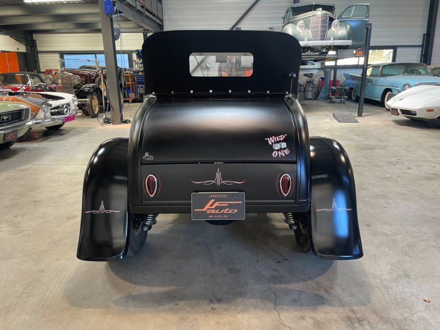 FORD A - ROADSTER REPLICA
