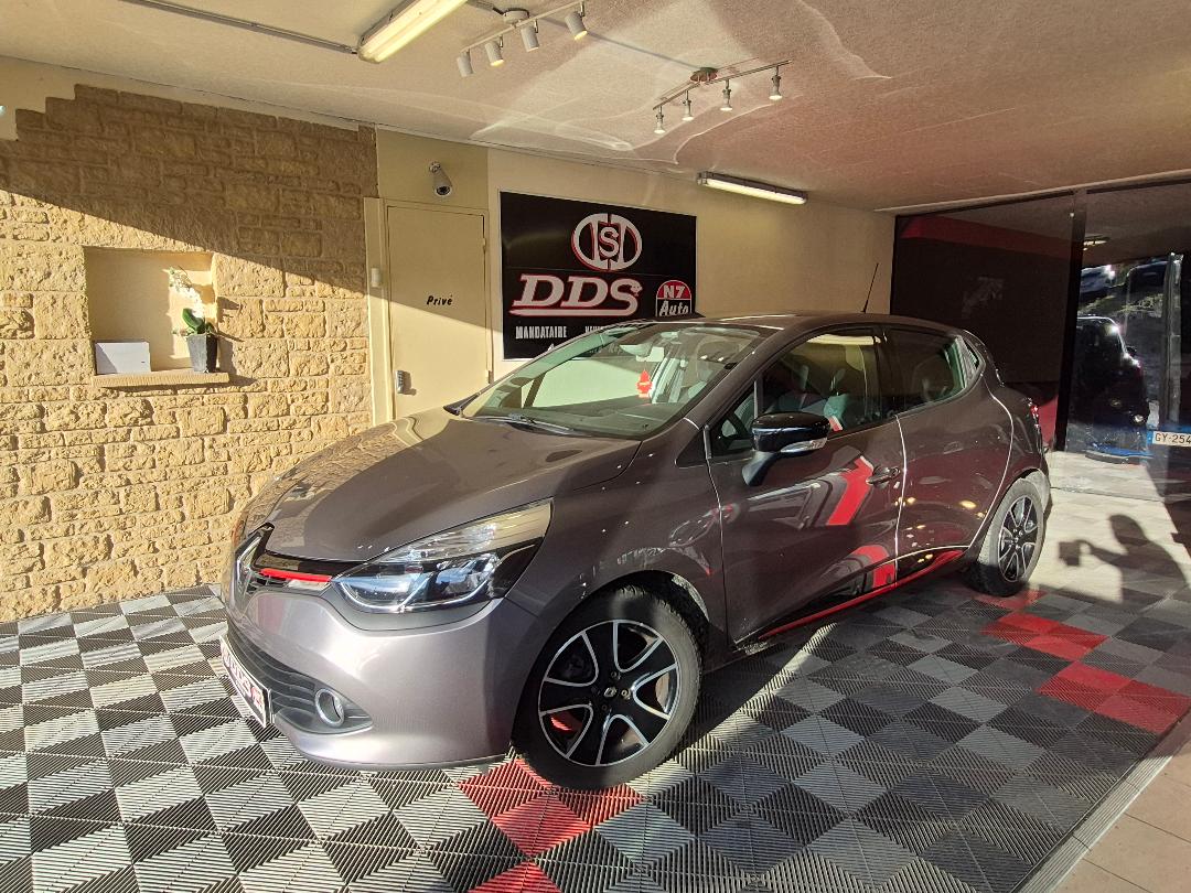 RENAULT CLIO 4 - TCE 90 CV GPS CLIM AUTO REGUL (2013)