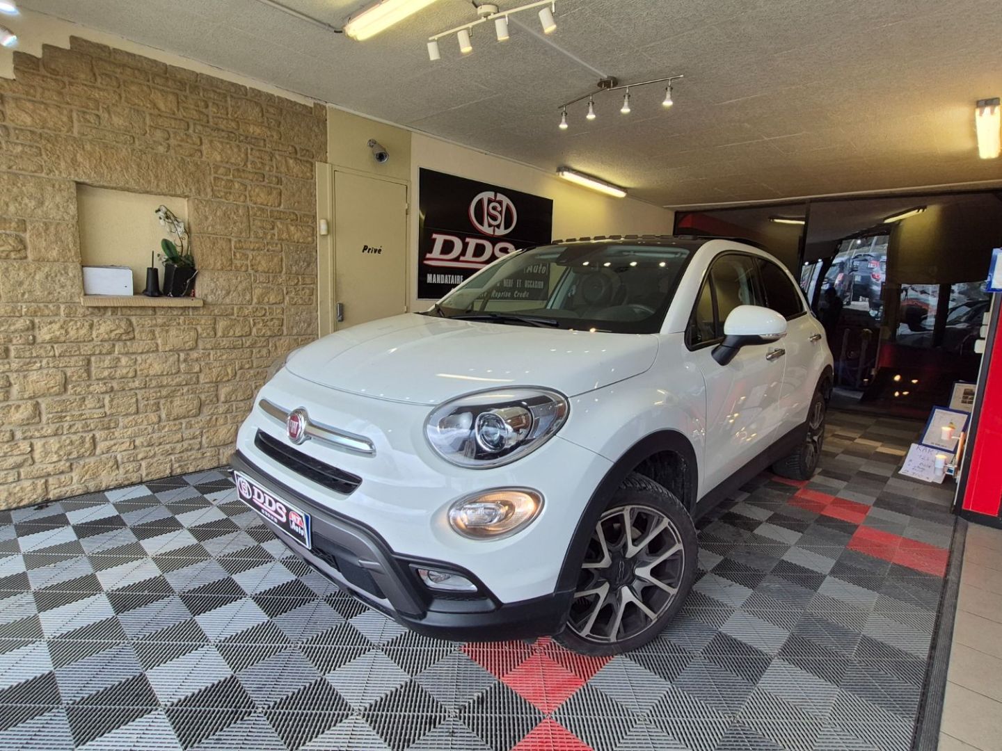 FIAT 500X - 140 cv 4X4 GPS CAMERA REGUL CLIM AUTO TBE