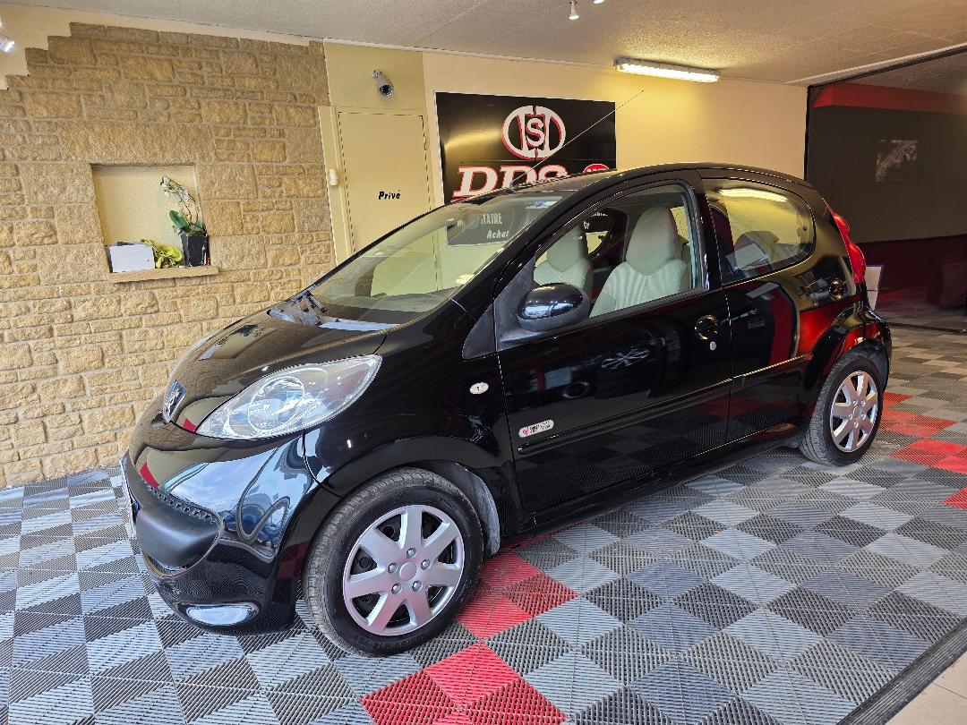 PEUGEOT 107 - BOITE AUTO (2008)