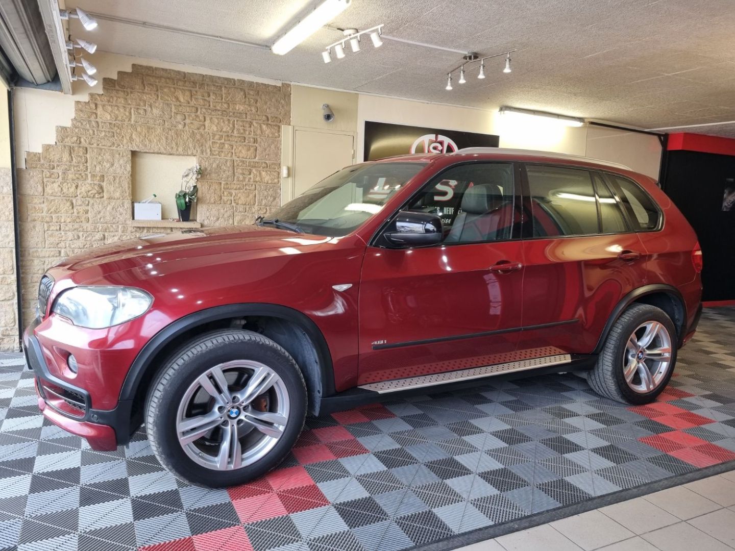 BMW X5 II - V8 4.8L 355 CV ECHAPP DECONNECTABLE ANDROID (2009)