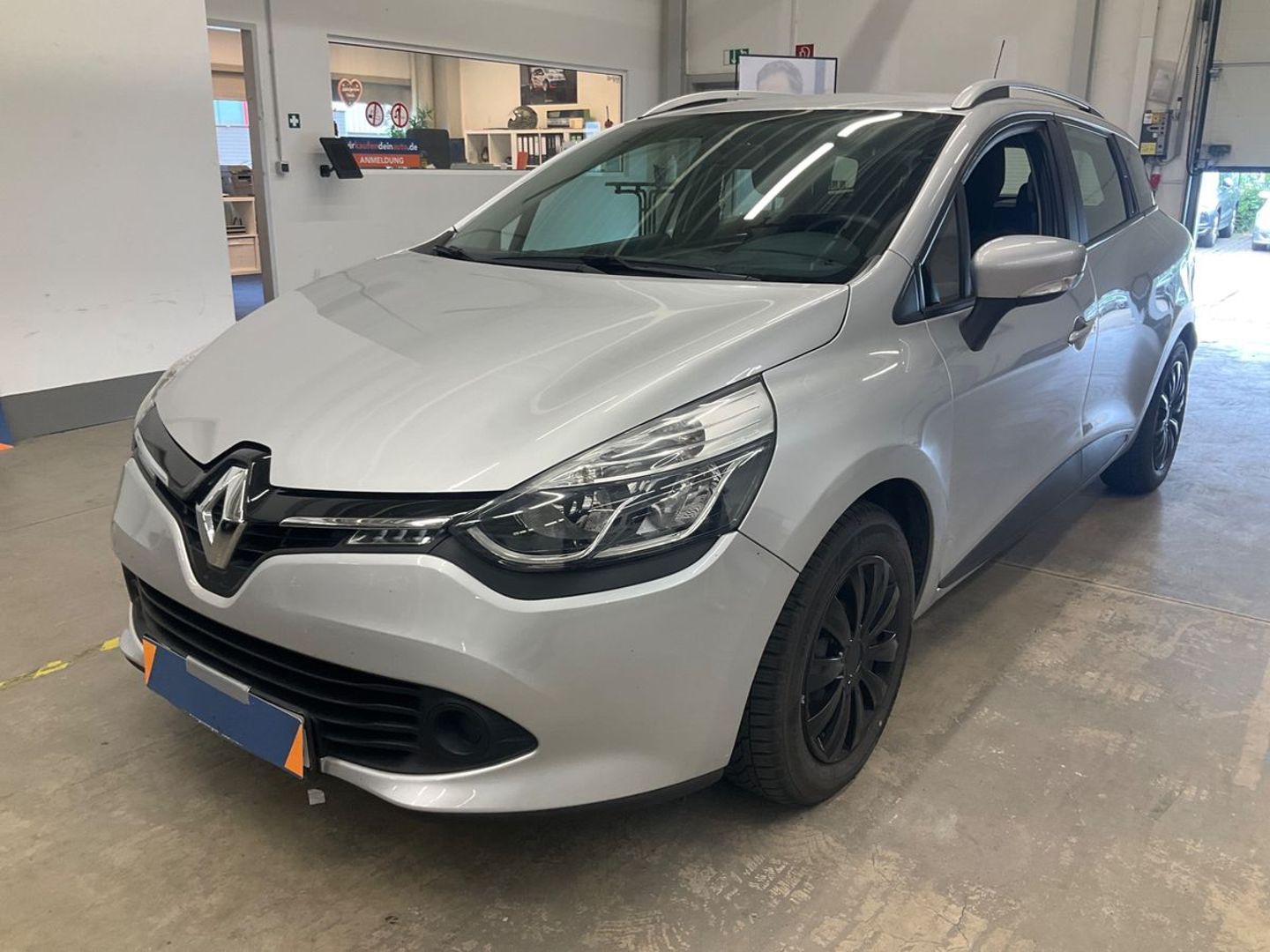 RENAULT CLIO IV - BREAK 1.5 DCI EXPRESSION GPS (2015)