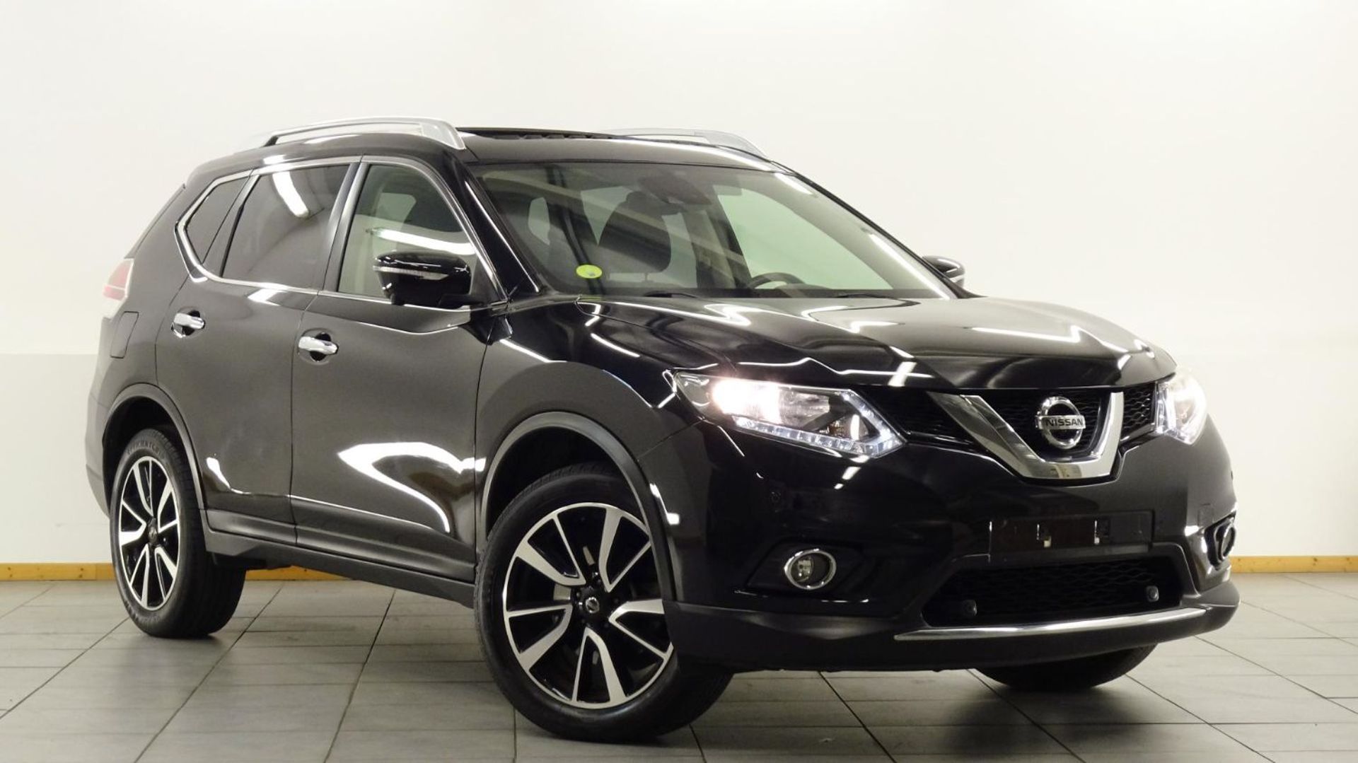 NISSAN XTRAIL - 180 CV FULL OPTIONS TRES BEAUX !! 7 PLACES (2017)