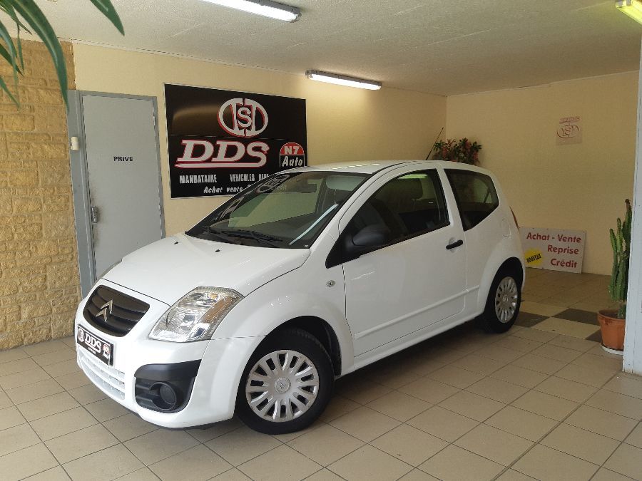 CITROEN C2 PHASE 2 - 1.1 L CLIM 4CV CT OK TRES BELLE ! PEU DE KM ! (2010)