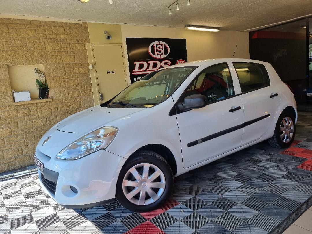RENAULT CLIO III - 1.2 L CRIT'AIR 1 CLIM DISTRI NEUVE (2012)