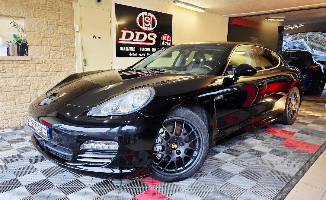 PORSCHE PANAMERA - 4S V8 400 CV REVISE CARNET COMPLET PORSCHE (2009)