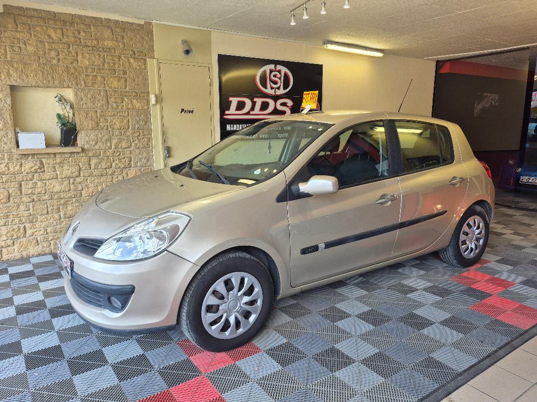 RENAULT CLIO III - 1.5 DCI 85 CLIM REGULATEUR