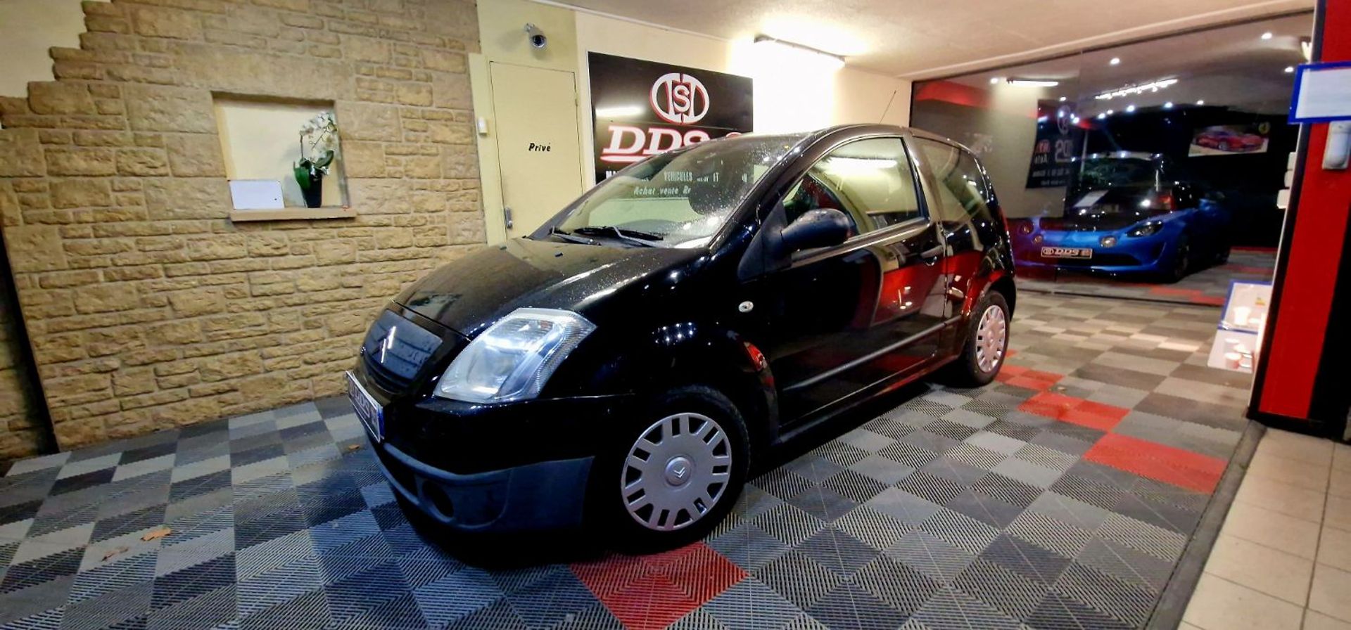 CITROEN C2 PHASE 2 - 1.1 L 4CV DISTRI NEUVE CT OK PEU DE KM !