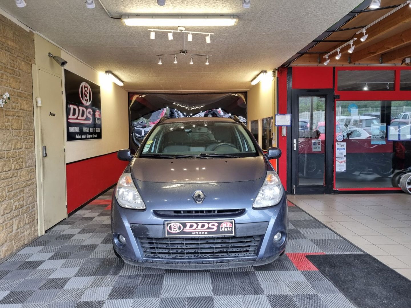 RENAULT CLIO III ESTATE PH 2 - CLIM DISTRI PNEUS VIDANGE NEUF