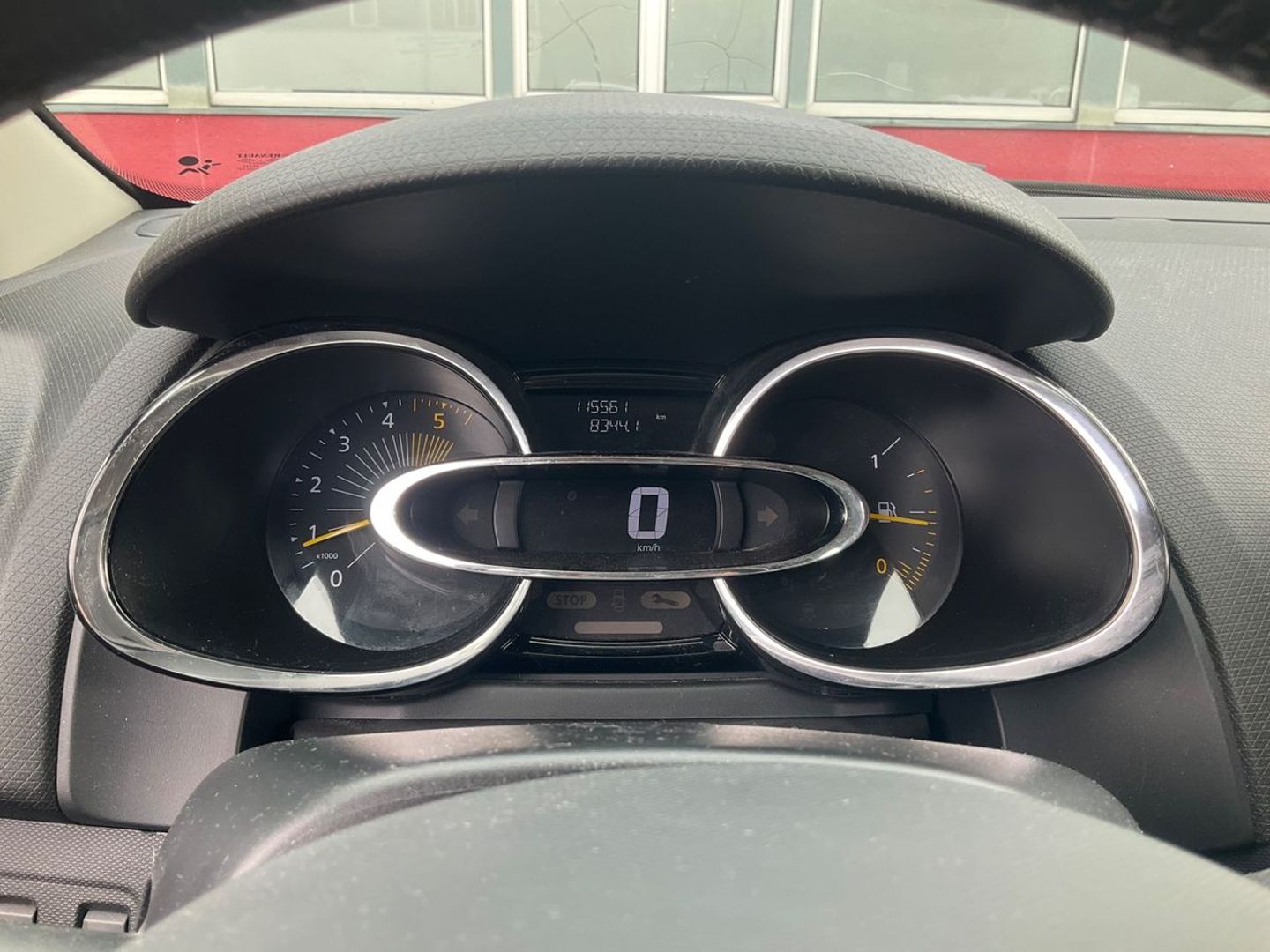 RENAULT CLIO IV - BREAK 1.5 DCI EXPRESSION GPS