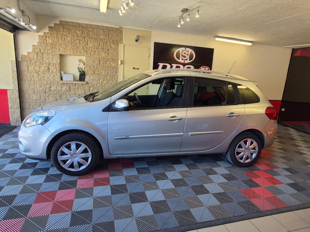 RENAULT CLIO III - DCI 85 CLIM CLIM DISTRI NEUVE