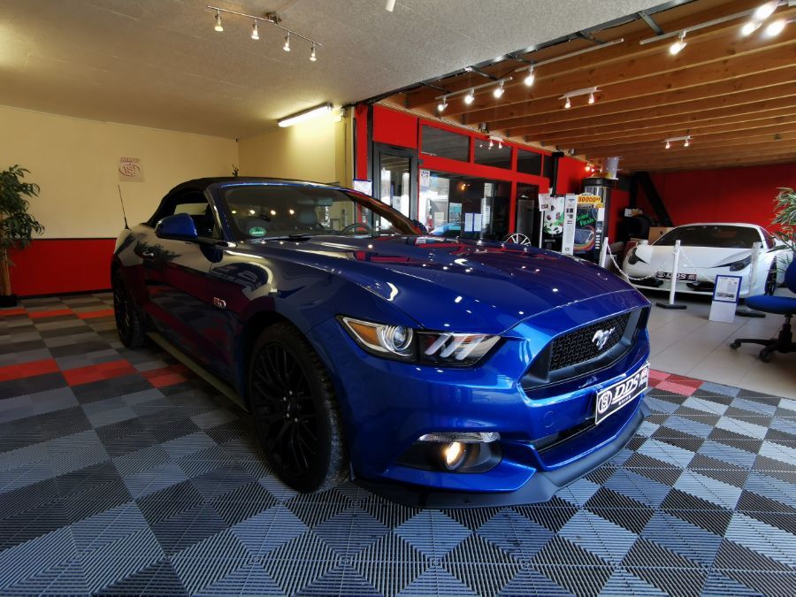 FORD MUSTANG - GT V8 5.0 BIOETHANOL CONVERTIBLE GPS CUIR ETAT NEUF !!!!
