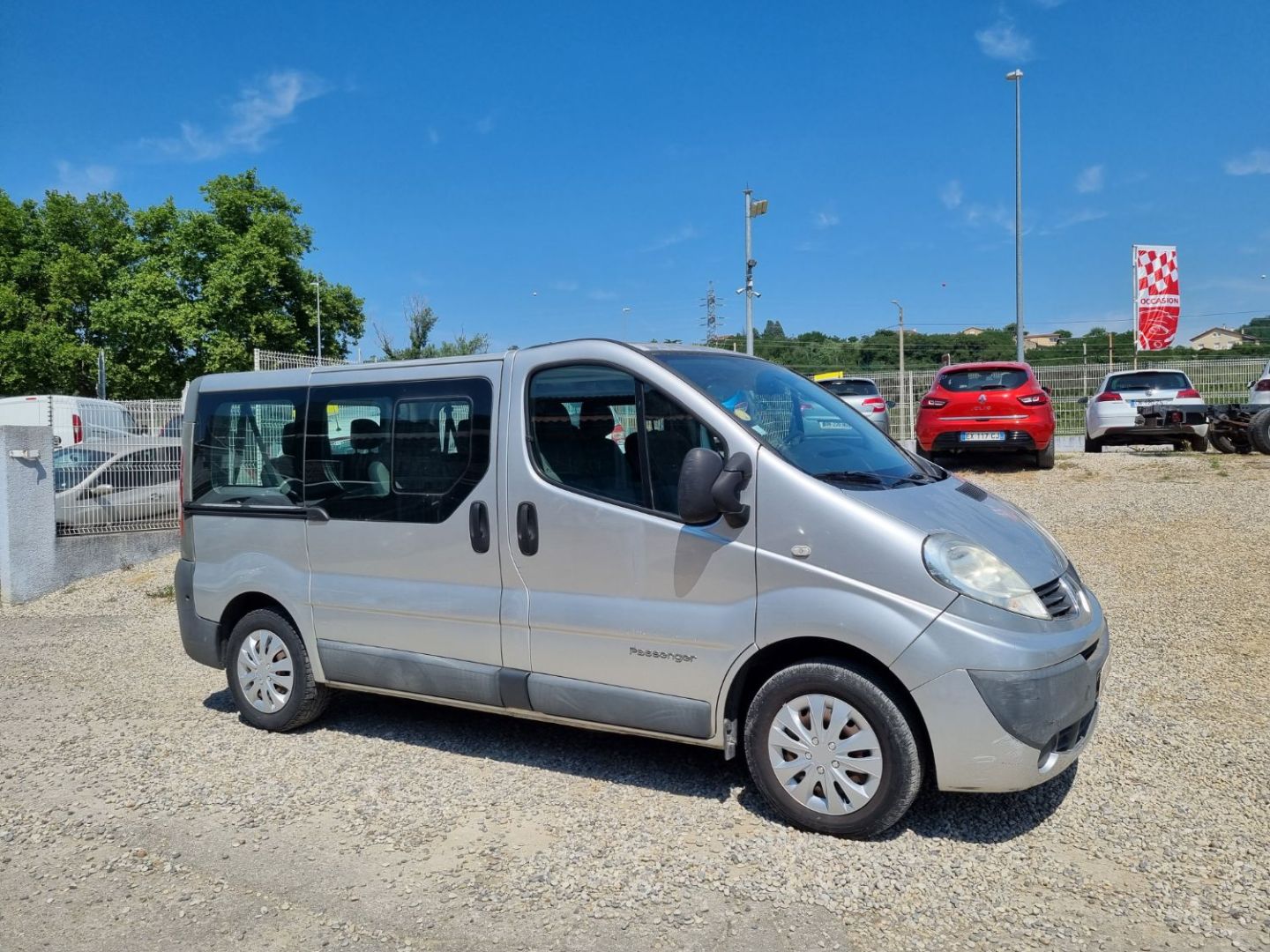 RENAULT TRAFIC II L1H1 COMBI 9 PLACES - 2.0 DCI 115 CLIM