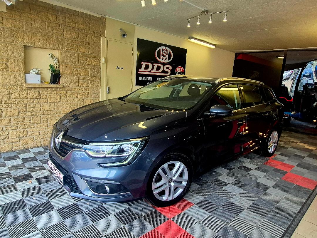 RENAULT MEGANE ESTATE - 1.5 DCI 5 PLACES GPS DISTRI NEUVE (2020)