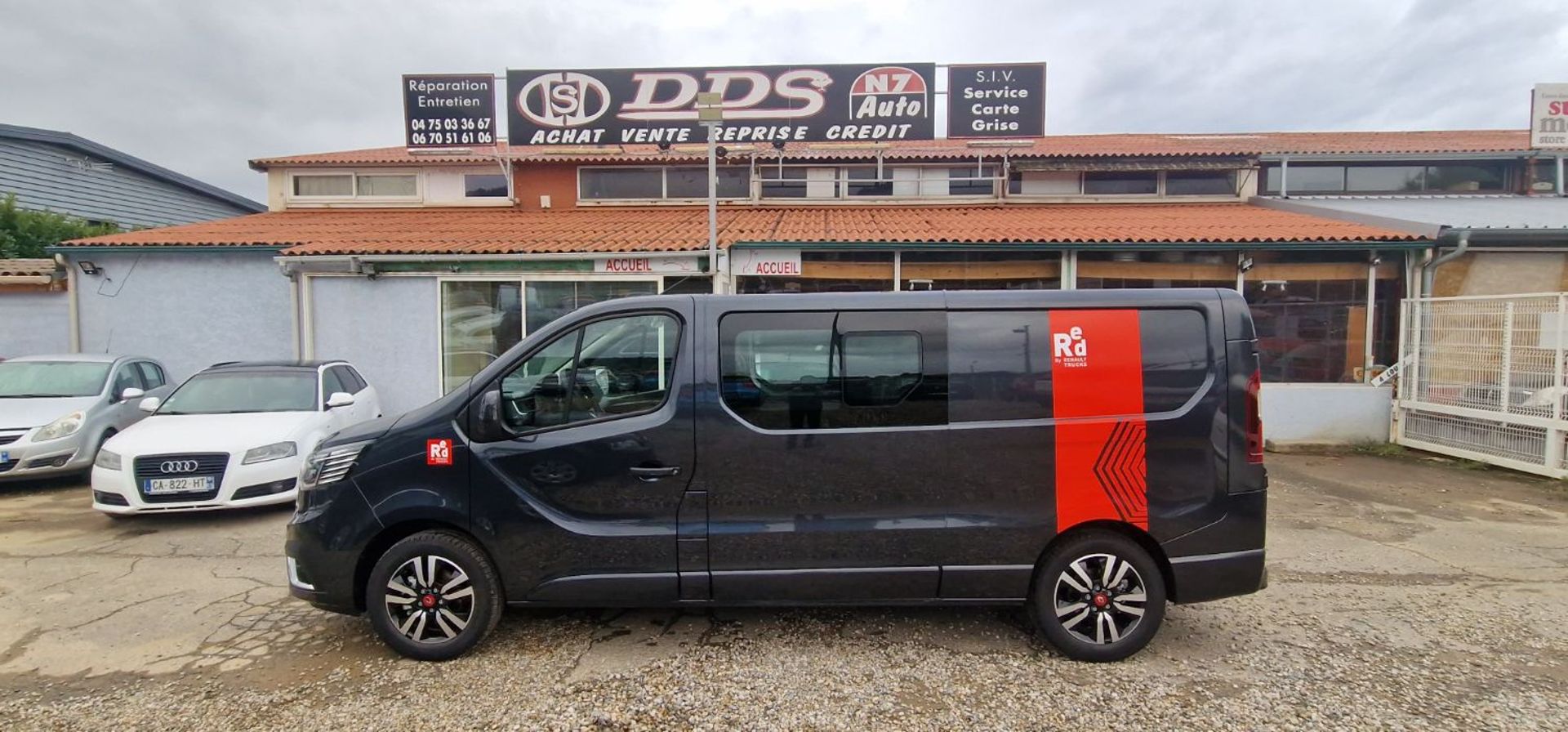 RENAULT TRAFIC - 6 PLACES 150 CV CABINE APPROFONDIE