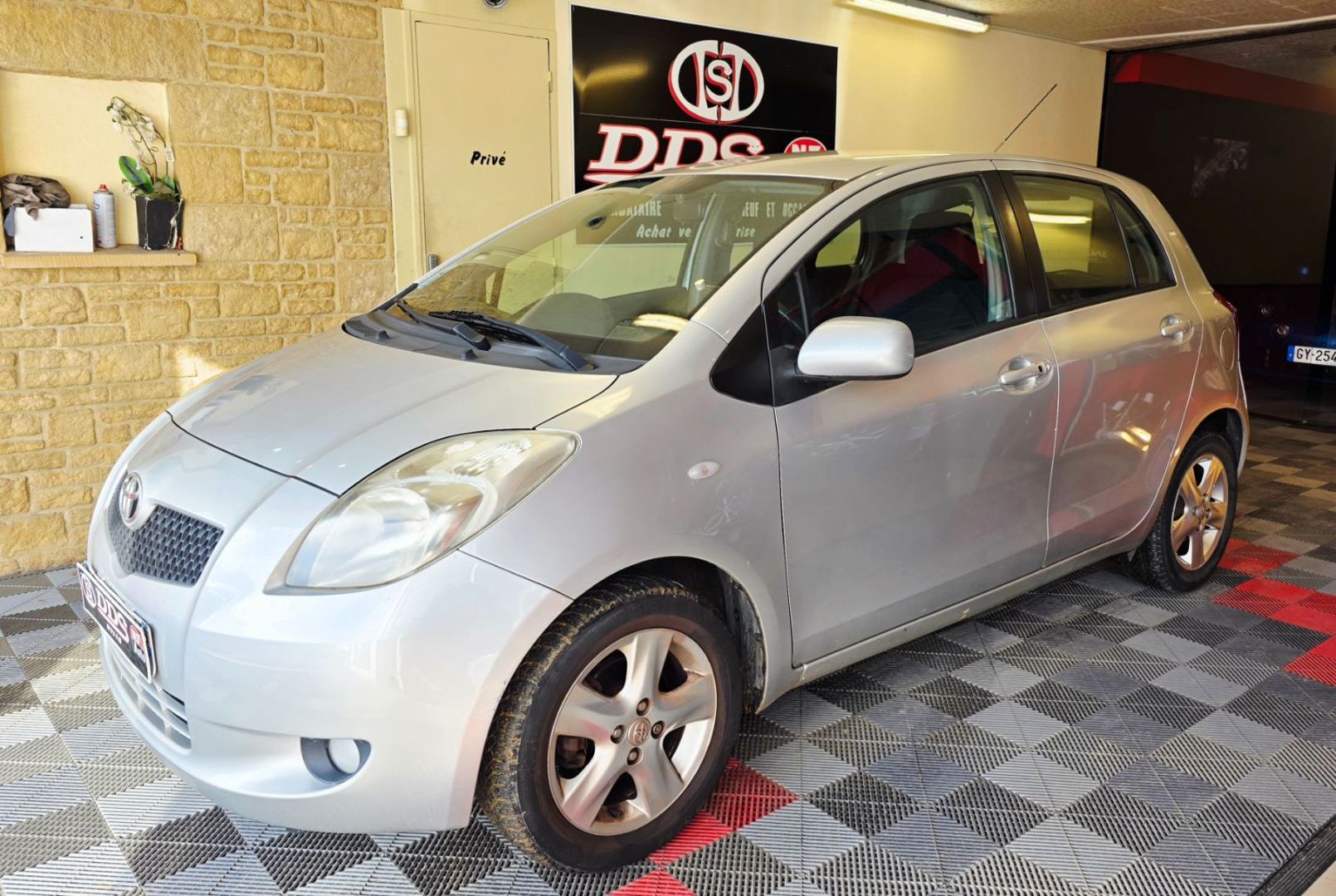 TOYOTA YARIS - BVA CLIM AUTO CT OK