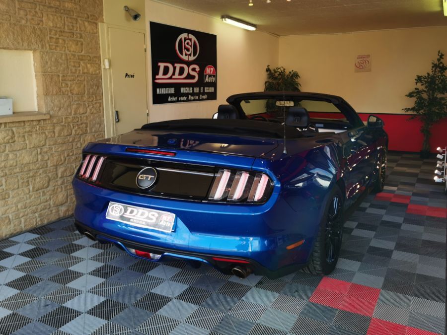 FORD MUSTANG - GT V8 5.0 BIOETHANOL CONVERTIBLE GPS CUIR ETAT NEUF !!!!