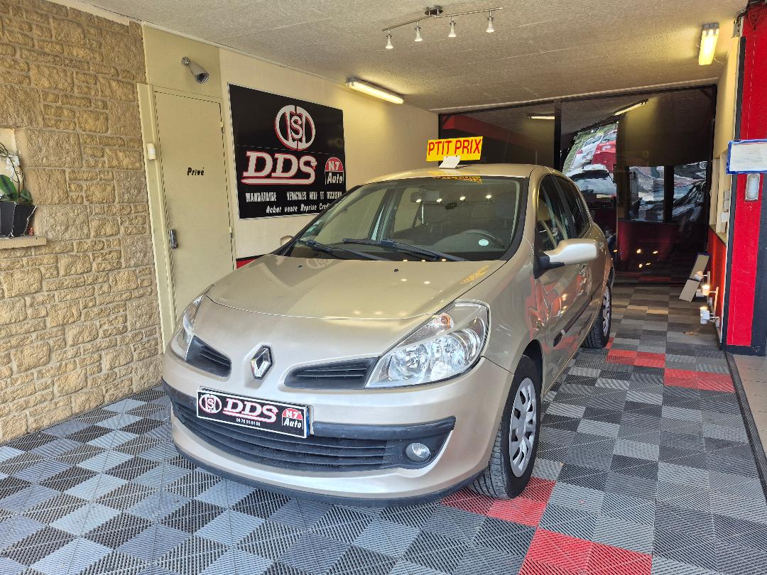 RENAULT CLIO III - 1.5 DCI 85 CLIM REGULATEUR
